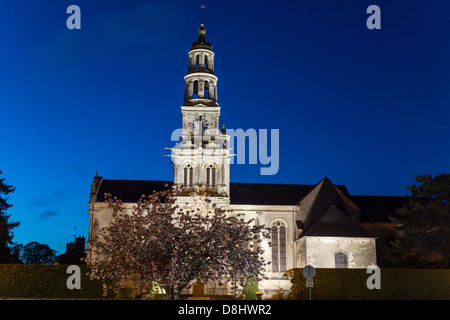 Normandie, France. L'église de Bayeux la nuit., accueil de la célèbre tapisserie de Bayeux. Banque D'Images