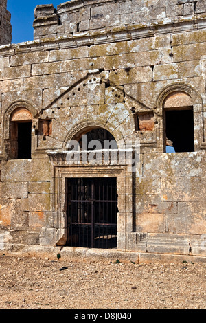 C'est un des mieux conservé République - bâtiment ecclésiastique byzantine (5e siècle). Cathédrale à trois nefs. Banque D'Images