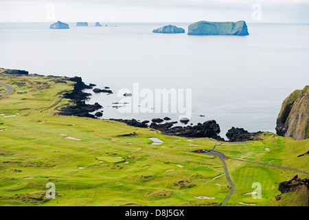 L'Islande, Vestmannaeyjar, les îles Westman, Heimaey, l'île de golf en cratère volcanique Banque D'Images