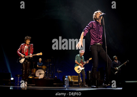 Les Rolling Stones effectuer pendant leur '50 et le décompte' tour à Toronto, Ontario, Canada. 05.25.13 Centre Air Canada Banque D'Images