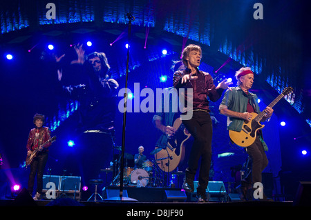 Les Rolling Stones effectuer pendant leur '50 et le décompte' tour à Toronto, Ontario, Canada. 05.25.13 Centre Air Canada Banque D'Images