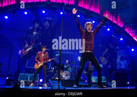 Les Rolling Stones effectuer pendant leur '50 et le décompte' tour à Toronto, Ontario, Canada. 05.25.13 Centre Air Canada Banque D'Images