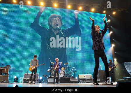 Les Rolling Stones effectuer pendant leur '50 et le décompte' tour à Toronto, Ontario, Canada. 05.25.13 Centre Air Canada Banque D'Images