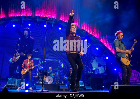 Les Rolling Stones effectuer pendant leur '50 et le décompte' tour à Toronto, Ontario, Canada. 05.25.13 Centre Air Canada Banque D'Images