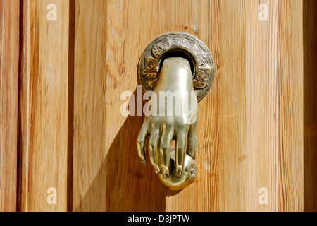 Heurtoir de porte en laiton, Barcelone, Espagne Banque D'Images