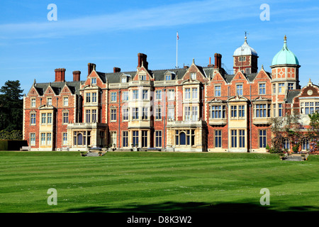 Sandringham House, Norfolk, country retreat de SM la Reine britannique du 19e siècle, l'architecture victorienne, en Angleterre, Royaume-Uni Banque D'Images