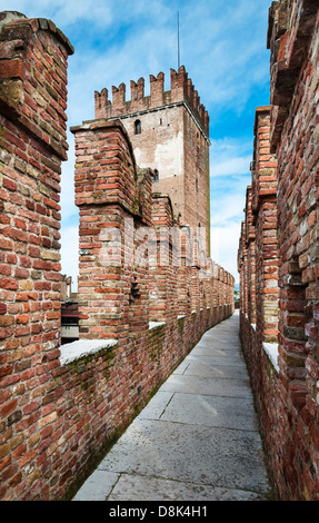 Castelvecchio est un château à Vérone, Italie du nord. C'est la plus importante construction militaire de l'Scaligero. Banque D'Images