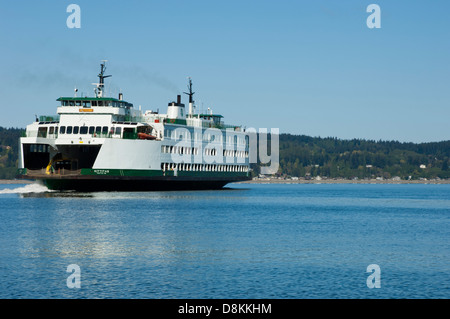 Mukilteo-Clinton ferry quitte pour l'île de Whidbey. Mukilteo, Washington, USA Banque D'Images