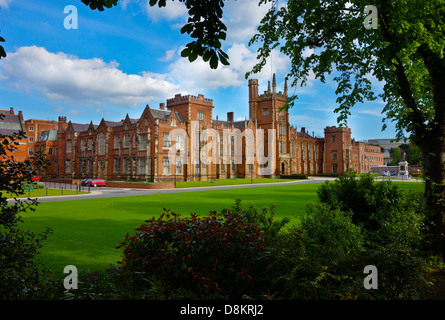 Queens University Belfast Lanyon Building Banque D'Images