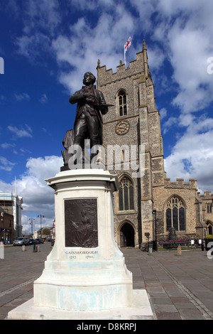 Statue de l'artiste Thomas Gainsborough et Suffolk St Peters Church, Market Hill, Sudbury, comté de Suffolk, Angleterre, Grande-Bretagne Banque D'Images