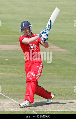 Londres, Royaume-Uni. Le 31 mai 2013. England's Jos Buttler pendant le 1er Nat West un jour match de cricket international entre l'Angleterre et la Nouvelle-Zélande du Lords Cricket Ground le 31 mai 2013 à Londres, en Angleterre, (Photo de Mitchell Gunn/ESPA/Alamy Live News) Banque D'Images