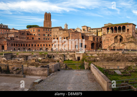 Vue sur le Forum de Trajan et Marchés de Trajan, Rome Banque D'Images