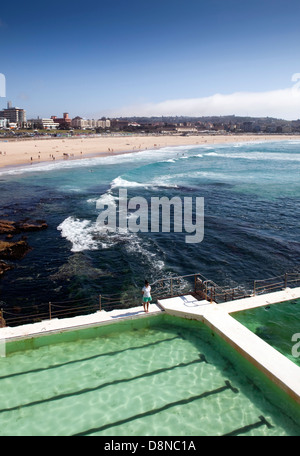 Une vue de la piscine à l'établissement Bondi Surf baigneurs' Life Saving Club à Sydney, Australie Banque D'Images