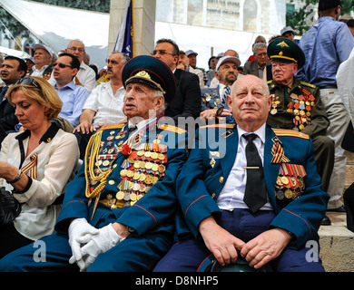 La Deuxième Guerre mondiale, les anciens combattants soviétiques lors de célébration du 9 mai, jour de la victoire à Jérusalem, Israël, le 9 mai, 2013 Banque D'Images