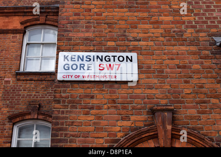 Kensington Gore street sign in Kensington, Londres, Angleterre Banque D'Images