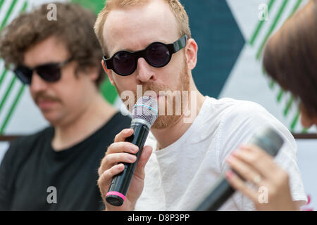 Moscou, Russie. 1er juin 2013. Al Doyle sur Hot Chip conférence de presse sur Moscou Ahmad Tea Music Festival. Moscou, 1 juin, 2013 : Crédit d'Alyaksandr Stzhalkouski/Alamy Live News Banque D'Images