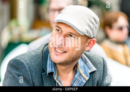 Moscou, Russie. 1er juin 2013. Justin Tate, premier directeur de l'exportation à Ahmad Tea Limited, visites Moscou Ahmad Tea Music Festival. Moscou, 1 juin, 2013 : Crédit d'Alyaksandr Stzhalkouski/Alamy Live News Banque D'Images