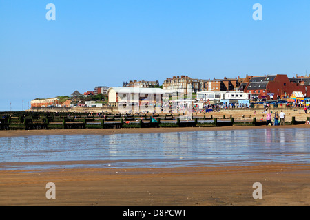 Hunstanton, Norfolk, Plage, Ville, village de vacances, coast coastal England UK English plages, le lavage, la marée basse Banque D'Images