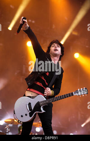 Green Day joue l'Emirates Stadium le 01/06/2013 à l'Emirates Stadium, Londres. Les personnes sur la photo : Billie Joe Armstrong. Photo par Julie Edwards Banque D'Images