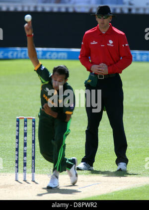 Londres, Royaume-Uni. 3 juin 2013. Asad Ali du Pakistan au cours de l'ICC Champions trophy fixture Réchauffer entre le Pakistan et l'Afrique du Sud à partir de la Kia Oval. Credit : Action Plus Sport Images/Alamy Live News Banque D'Images