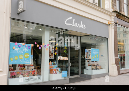 Magasin de chaussures Clarks Banque D'Images