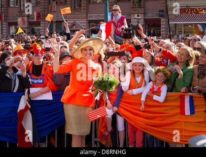 Wiesbaden, Allemagne. 3 juin 2013. Reine Maxima des Pays-Bas au premier jour de leur visite en Allemagne d'une visite de deux jours avec une délégation économique néerlandais, Wiesbaden, Allemagne, 03 juin 2013. Photo : Albert Nieboer-pre/dpa/Alamy Live News Banque D'Images