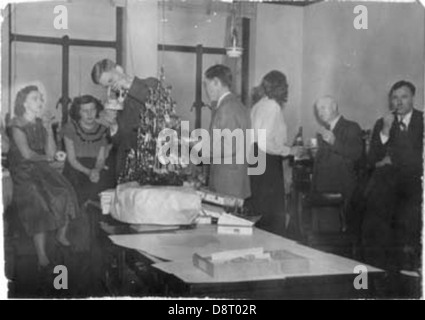 Party de Noël de bureau, Décembre 1948 Banque D'Images