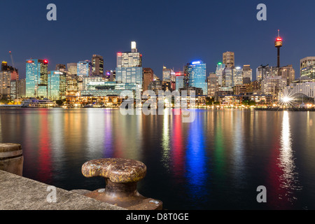 Sydney City skyline at Dusk prises de Pyrmont Banque D'Images