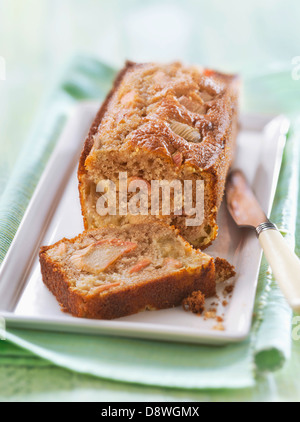 La farine de châtaigne et de rhubarbe cake Banque D'Images