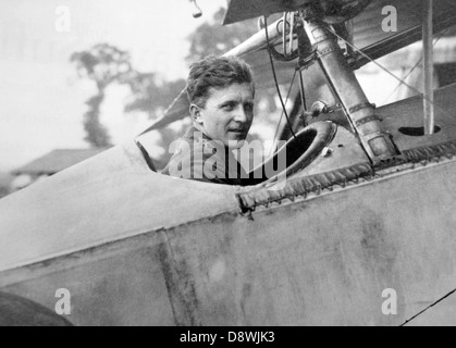 Maréchal de l'Air William Avery 'Billy' Bishop, as de la Première Guerre mondiale (1894 - 1956) Banque D'Images