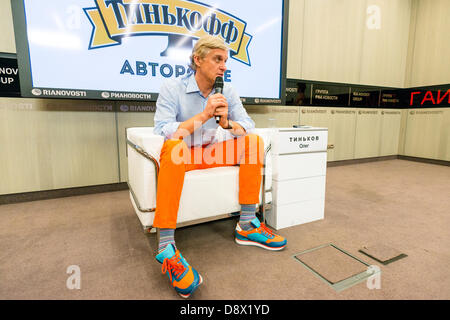 Moscou, Russie. 5 juin, 2013. Oleg Tinkov, conférence de presse à propos de son amour et passion - nouvelle bière Tinkoff. Moscou, le 5 juin 2013 : Crédit d'Alyaksandr Stzhalkouski/Alamy Live News Banque D'Images