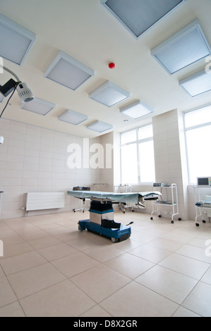 La chirurgie la chirurgie de Moscou l'intérieur avec table, bett, couloir Banque D'Images