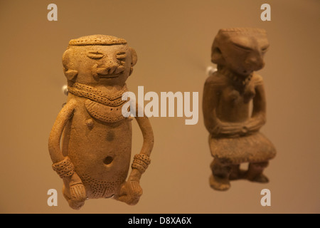 Les travaux sur l'or pré Colobian afficher dans le Museo del Oro, Bogota, Colombie Banque D'Images