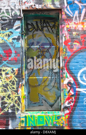 Allée couverte de graffiti à Baltimore, Maryland, USA Banque D'Images