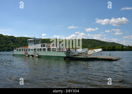 Windermere ferry, 'Mallard'. Bowness-on-Windermere, Parc National de Lake District, Cumbria, Angleterre, Royaume-Uni, Europe. Banque D'Images