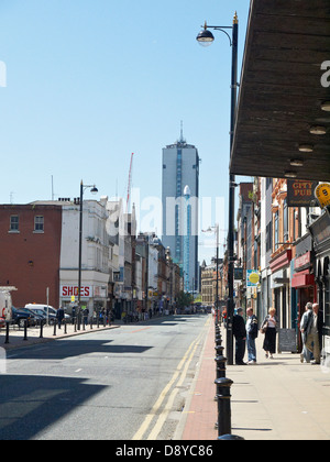 En vue vers Oldham Street City Tower à Manchester UK Banque D'Images