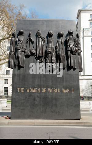 Les "femmes de la Seconde Guerre mondiale' Memorial à Whitehall, Londres. Banque D'Images