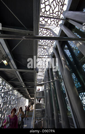 Marseille, France. 7 juin 2013. Premier jour de l'ouverture du MuCEM (Musée des civilisations de l'Europe et de la Méditerranée) à Marseille (13,France).Intérieur de la Mucem Crédit : Roland Bouvier/Alamy Live News Banque D'Images