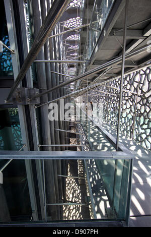 Marseille, France. 7 juin 2013. Premier jour de l'ouverture du MuCEM (Musée des civilisations de l'Europe et de la Méditerranée) à Marseille (13,France).Intérieur de la Mucem Crédit : Roland Bouvier/Alamy Live News Banque D'Images