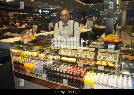 Allemagne,Europe,Nord,UE,aéroport de Francfort-sur-le-main,FRA,terminal,porte,shopping shopper shoppers shopping shopping shopping shopping shopping marché achats vente, magasins affaires Banque D'Images