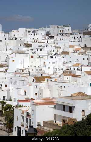 Le Pueblo Blanco ou village blanc de Vejer de la Frontera, Andalousie, espagne. Banque D'Images