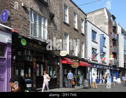 Temple Bar de jour d'été, la rive gauche de Dublin, Irlande trimestre Banque D'Images