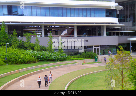 Université nationale de Singapour nus,ville universitaire,école,étudiants,campus,asiatique homme hommes,femme femmes,Ressources éducatives Banque D'Images