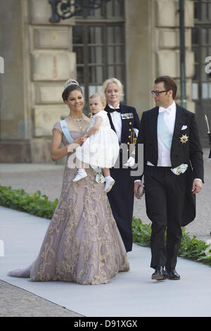 Stockholm, l'Espagne. 8 juin, 2013. La princesse Victoria de Suède et le Prince Daniel et la princesse Estelle assister au mariage de la Princesse Madeleine de Suède et Christopher O'Neill hébergé par le Roi Carl Gustaf XIV et de la reine Silvia au palais royal le 8 juin 2013 à Stockholm, Suède. (Crédit Image : Crédit : Jack Abuin/ZUMAPRESS.com/Alamy Live News) Banque D'Images