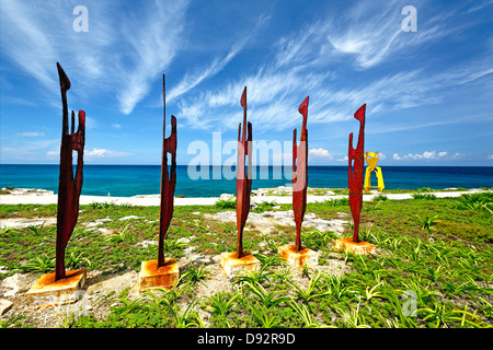 Des sculptures modernes dans le jardin de sculptures, Punta Sur Isla Mujerss, Quintana Roo, Mexique Banque D'Images