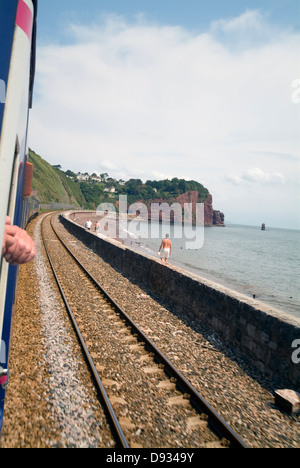 Vue depuis la fenêtre d'un train, en Angleterre. Banque D'Images