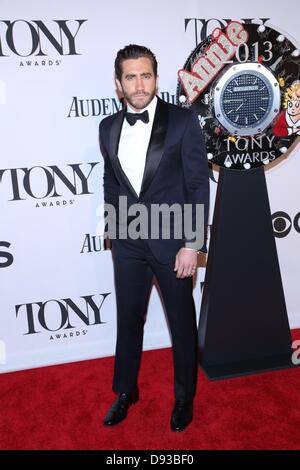 New York, NY, USA. 9 juin, 2013. Jake Gyllenhaal aux arrivées pour la 67e Tony Awards annuels, le Radio City Music Hall, New York, NY 9 juin 2013. Photo par : Andres Otero/Everett Collection/Alamy Live News Banque D'Images