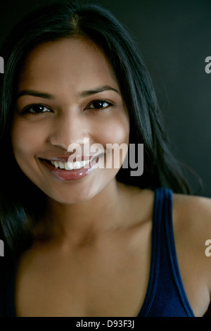 Indian woman smiling Banque D'Images