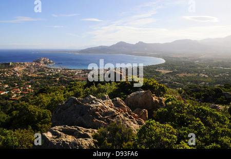 Voir à partir de la chapelle de Notre Dame de la Serra à Calvi, Balagne, Haute-Corse, Corse, France Banque D'Images