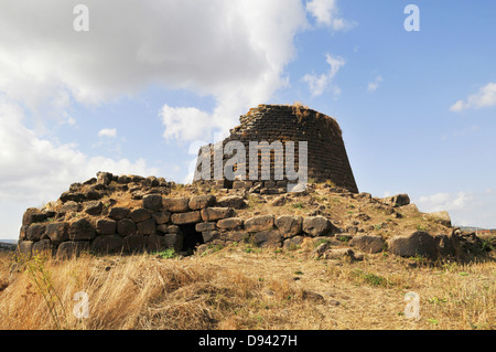 Nuraghe Oes, près de Torralba, Valle dei Nuraghi, Sardaigne, Italie Banque D'Images